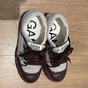 Ganni Oxford Felt and Leather Size 39